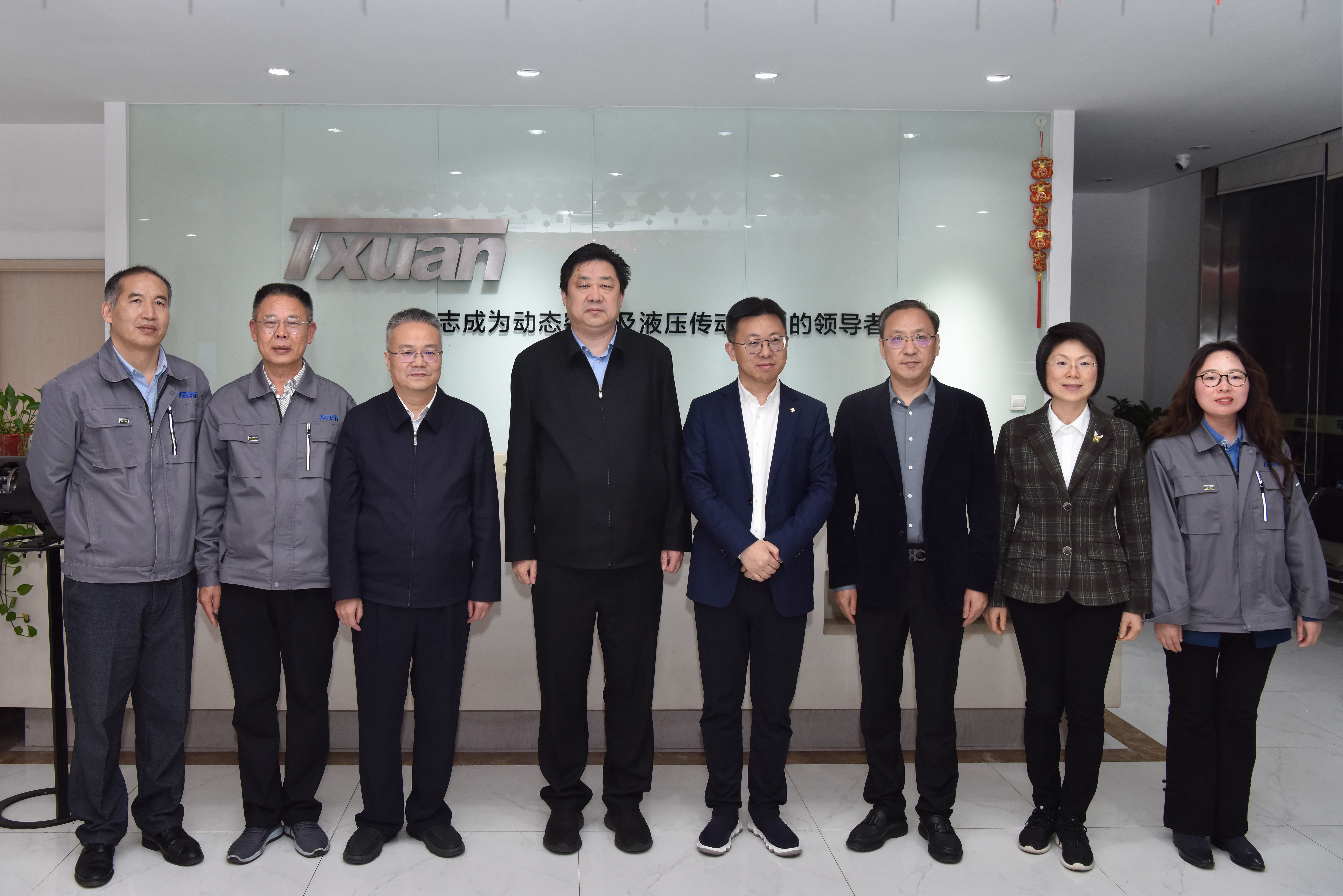 【要聞】無錫市長趙建軍帶隊調(diào)研騰旋科技，推動傳統(tǒng)產(chǎn)業(yè)煥新升級